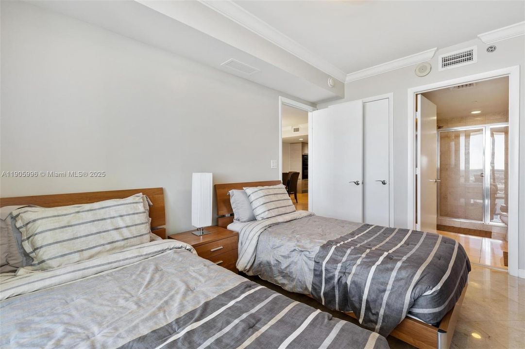 最近租的: $5,500 (3 贝兹, 3 浴室, 1571 平方英尺)