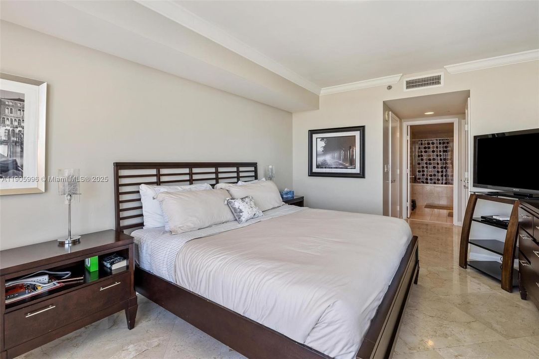 最近租的: $5,500 (3 贝兹, 3 浴室, 1571 平方英尺)