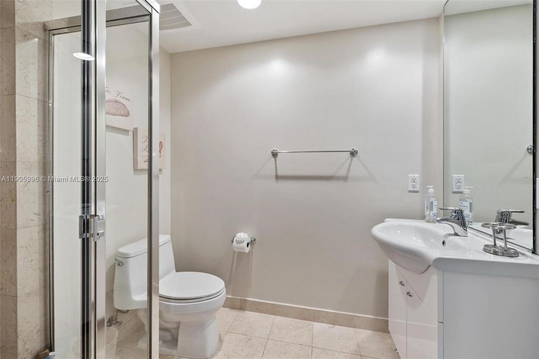 最近租的: $5,500 (3 贝兹, 3 浴室, 1571 平方英尺)