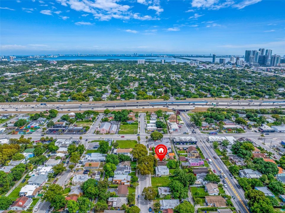 Active With Contract: $251,000 (3 beds, 1 baths, 1231 Square Feet)