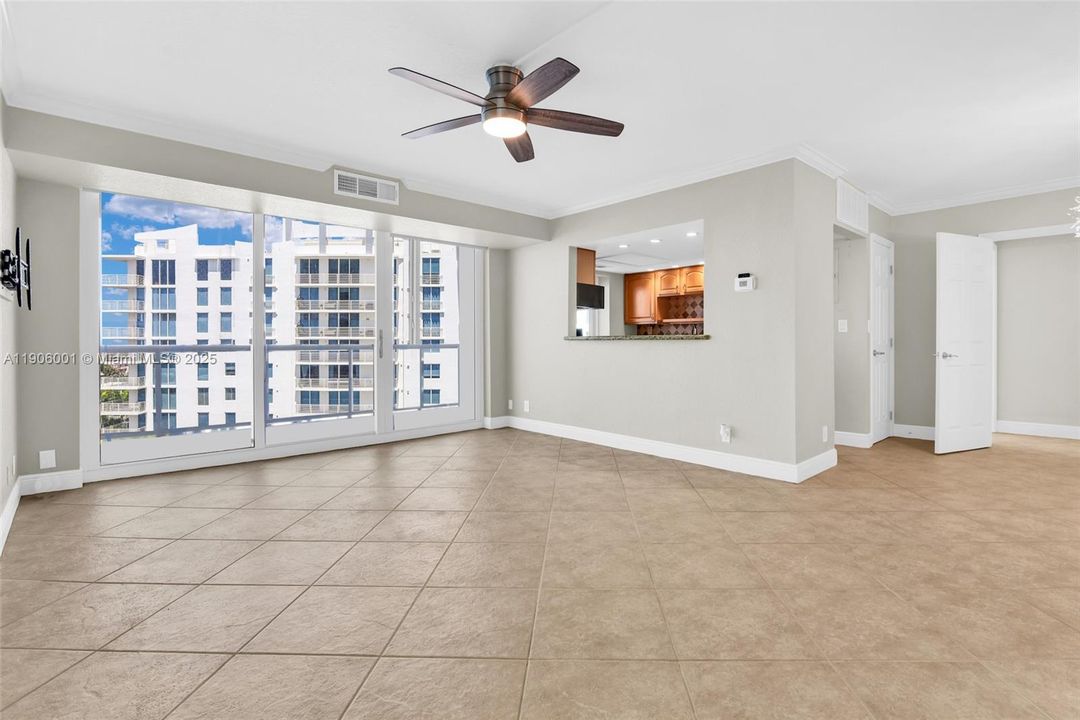 Active With Contract: $3,150 (2 beds, 2 baths, 1200 Square Feet)