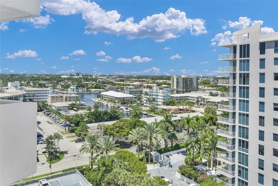 Active With Contract: $3,150 (2 beds, 2 baths, 1200 Square Feet)