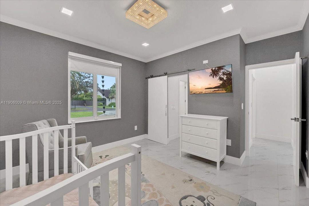 En Venta: $1,750,000 (5 camas, 4 baños, 3032 Pies cuadrados)