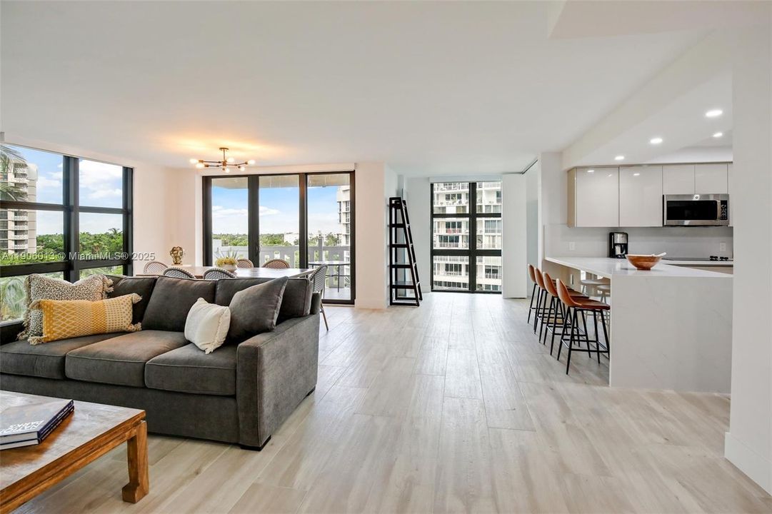 В аренду: $7,200 (2 спален, 2 ванн, 1782 Квадратных фут)