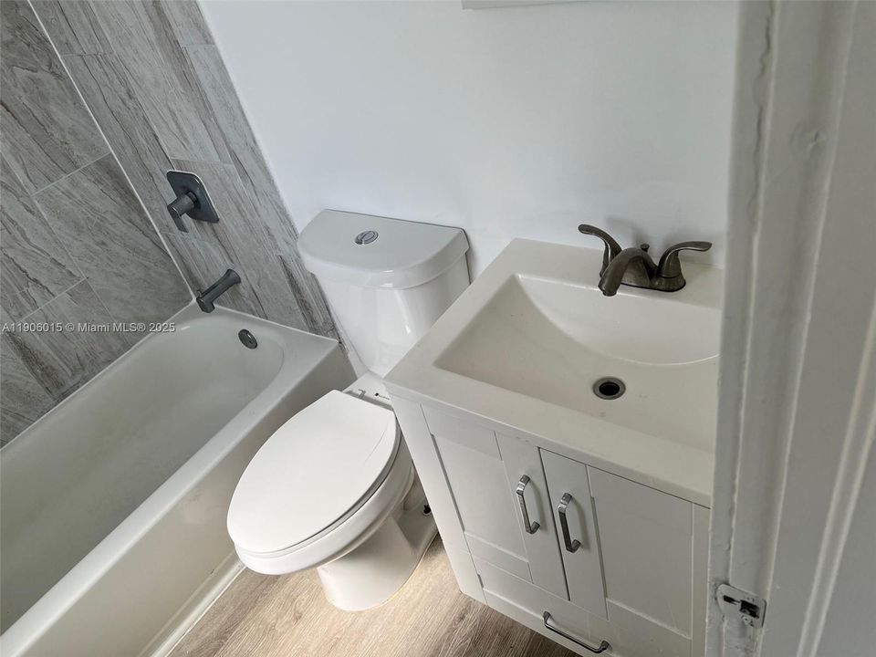 Recently Rented: $1,300 (0 beds, 1 baths, 0 Square Feet)