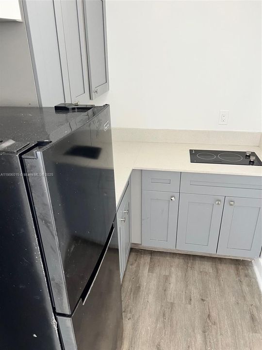 Recently Rented: $1,300 (0 beds, 1 baths, 0 Square Feet)