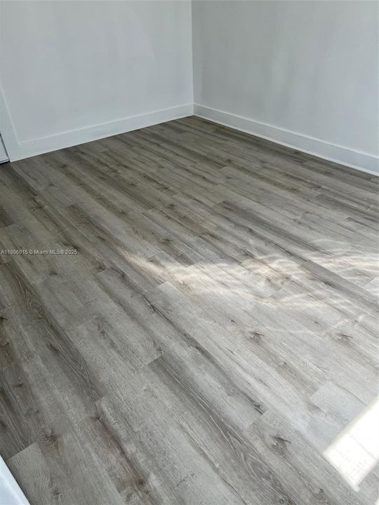 Recently Rented: $1,300 (0 beds, 1 baths, 0 Square Feet)