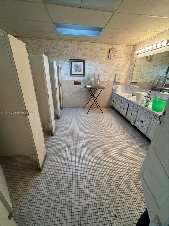 For Sale: $4,250,000 (0 beds, 0 baths, 0 Square Feet)