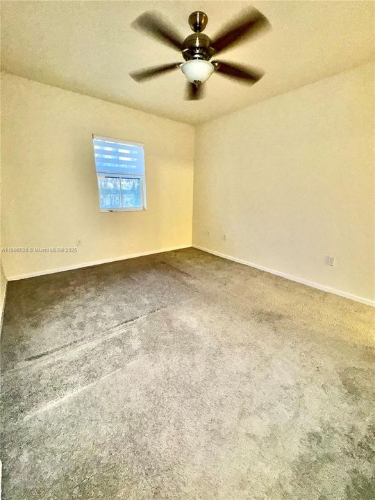For Rent: $2,750 (2 beds, 2 baths, 1205 Square Feet)