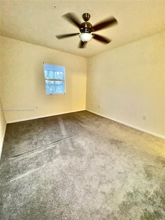 For Rent: $2,750 (2 beds, 2 baths, 1205 Square Feet)