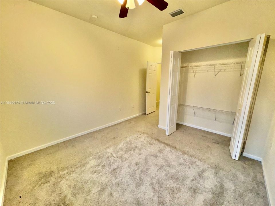 For Rent: $2,750 (2 beds, 2 baths, 1205 Square Feet)
