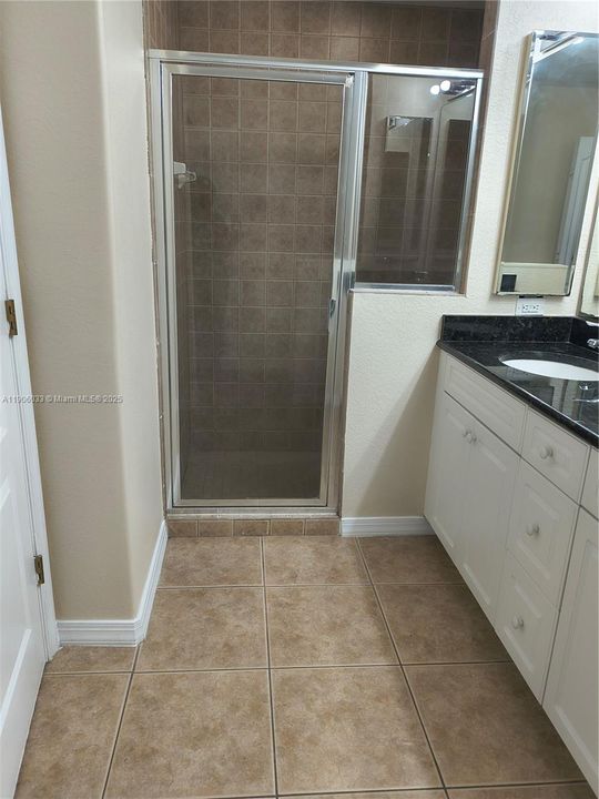 En Renta: $1,900 (3 camas, 2 baños, 1595 Pies cuadrados)