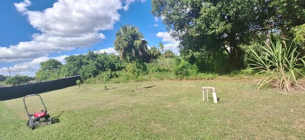 En Renta: $1,900 (3 camas, 2 baños, 1595 Pies cuadrados)