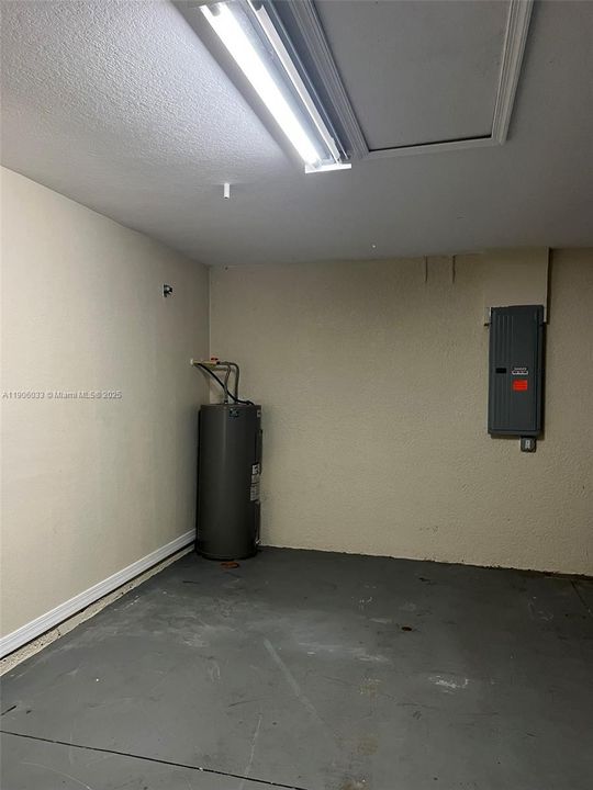 En Renta: $1,900 (3 camas, 2 baños, 1595 Pies cuadrados)