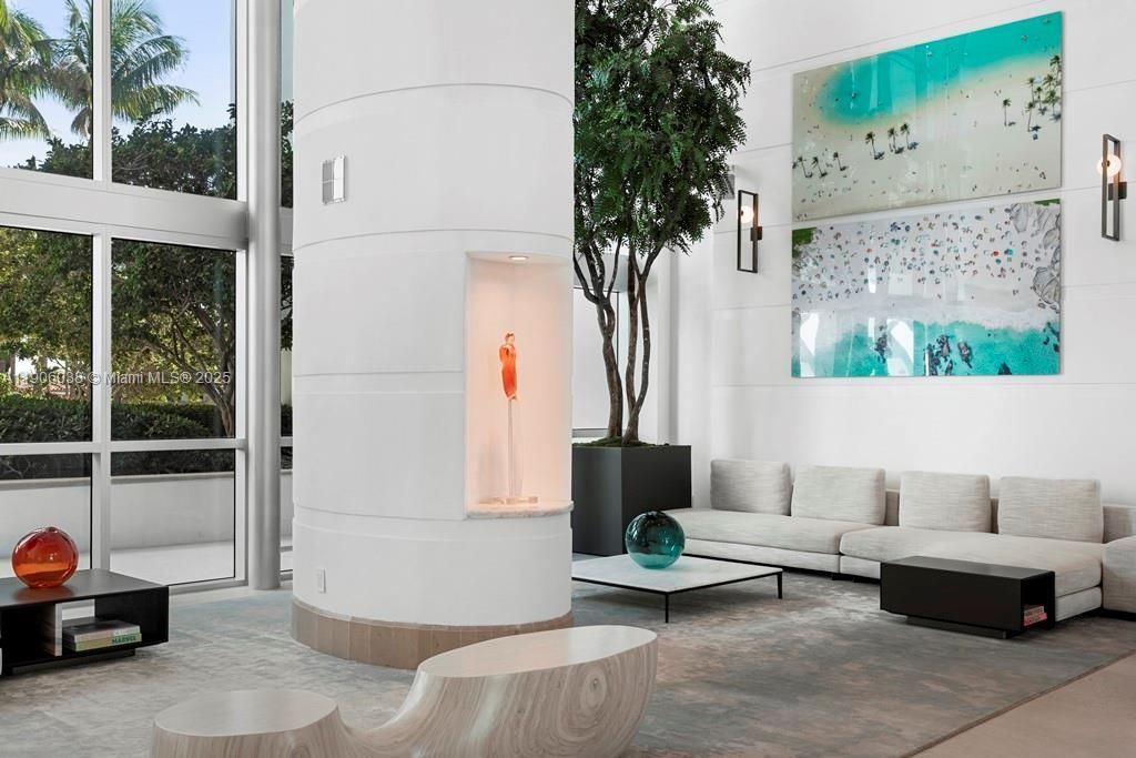 For Rent: $32,000 (3 beds, 3 baths, 2959 Square Feet)