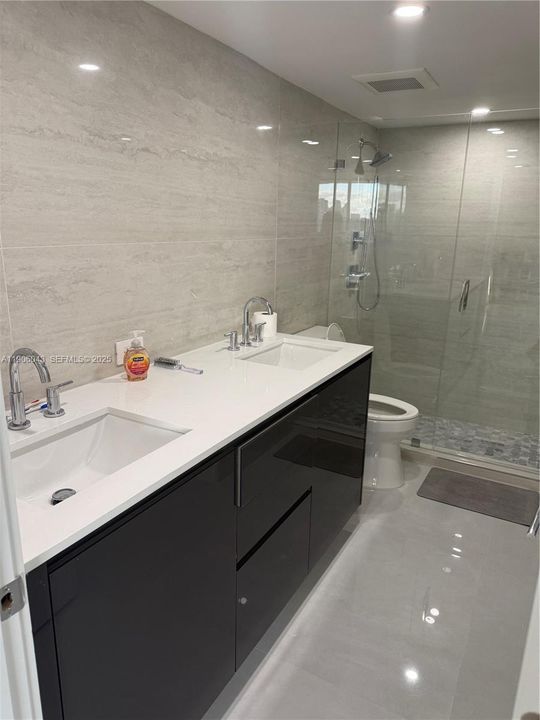 В аренду: $3,800 (2 спален, 2 ванн, 1092 Квадратных фут)