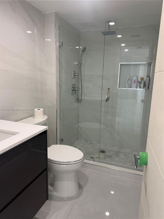 В аренду: $3,800 (2 спален, 2 ванн, 1092 Квадратных фут)