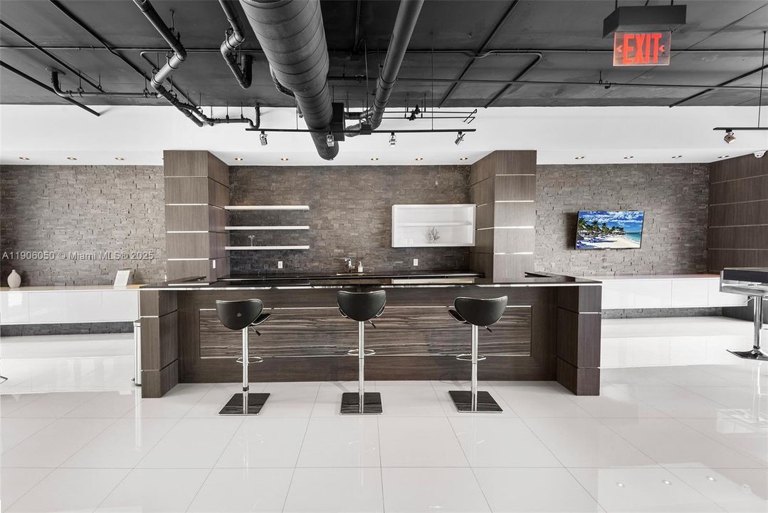 待售: $1,275,000 (2 贝兹, 3 浴室, 1870 平方英尺)