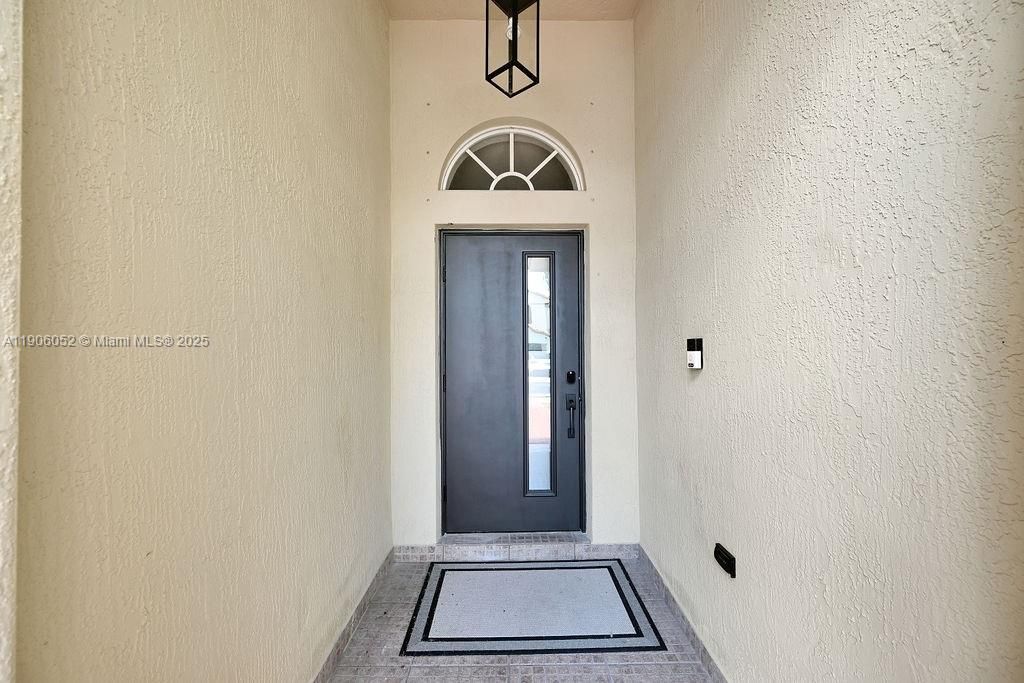 Active With Contract: $690,000 (3 beds, 2 baths, 1478 Square Feet)