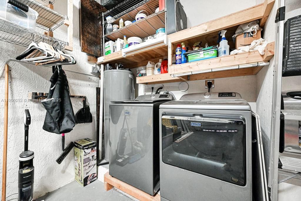 Active With Contract: $690,000 (3 beds, 2 baths, 1478 Square Feet)