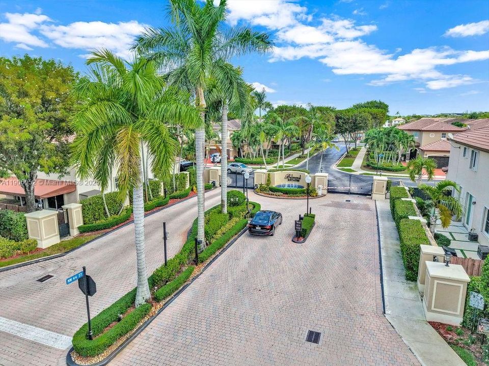 Active With Contract: $690,000 (3 beds, 2 baths, 1478 Square Feet)