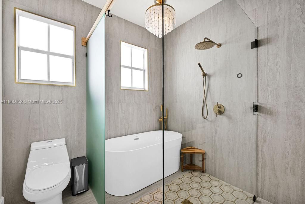 Active With Contract: $690,000 (3 beds, 2 baths, 1478 Square Feet)