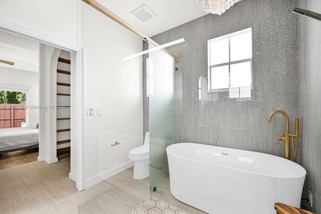 Active With Contract: $690,000 (3 beds, 2 baths, 1478 Square Feet)