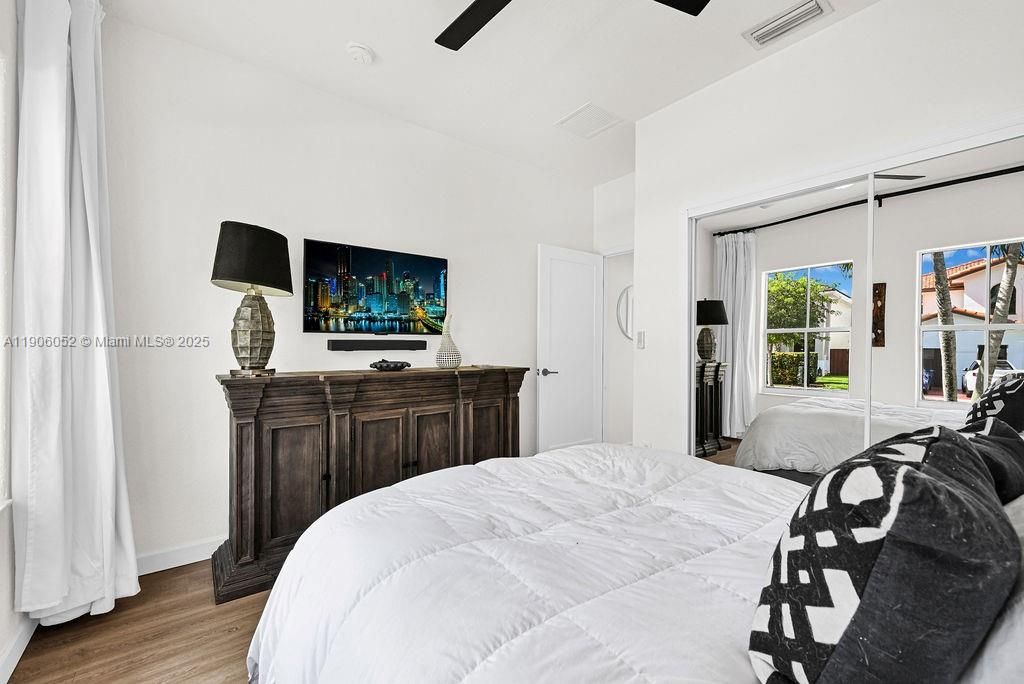 Active With Contract: $690,000 (3 beds, 2 baths, 1478 Square Feet)