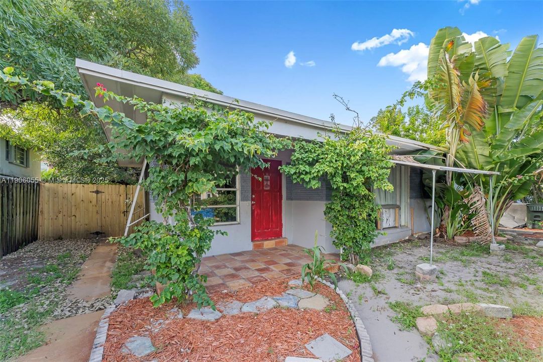 待售: $775,000 (0 贝兹, 0 浴室, 1896 平方英尺)