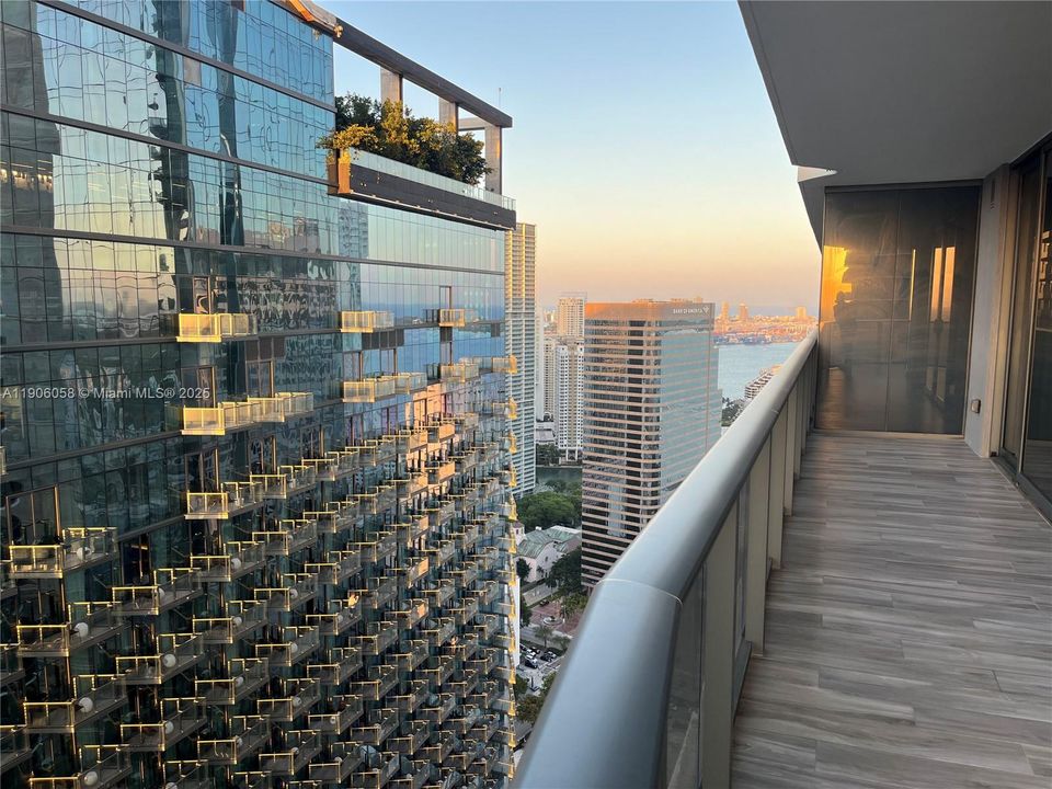 待售: $1,375,000 (3 贝兹, 3 浴室, 1450 平方英尺)