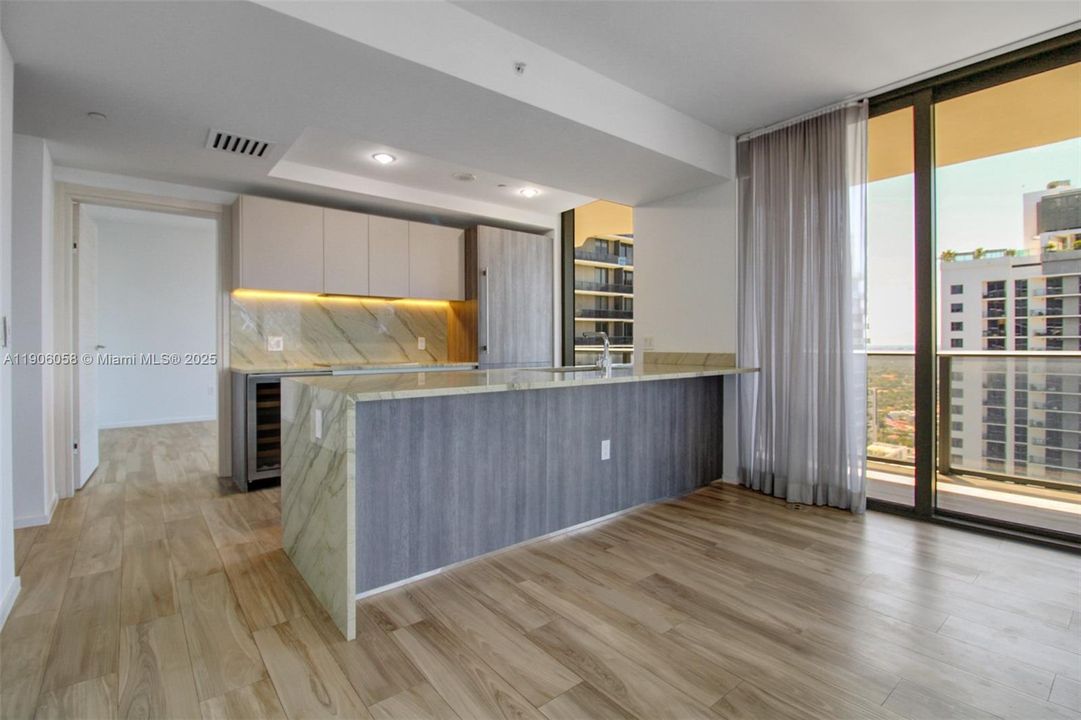 待售: $1,375,000 (3 贝兹, 3 浴室, 1450 平方英尺)