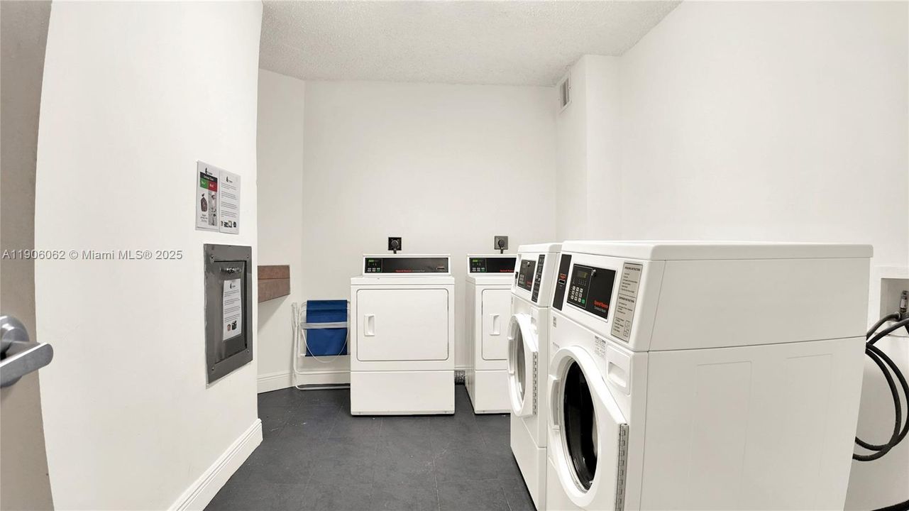 待售: $529,000 (2 贝兹, 2 浴室, 1176 平方英尺)