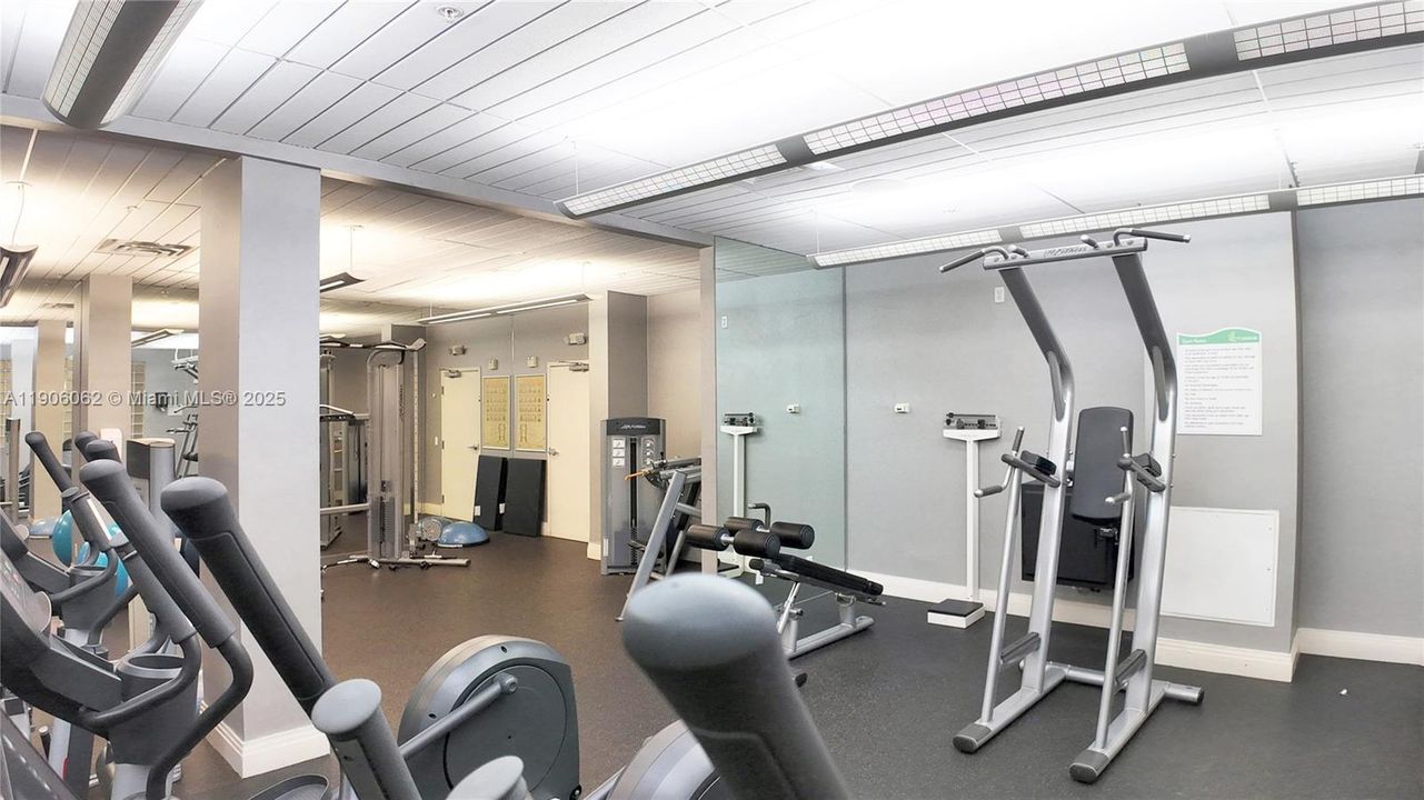 待售: $529,000 (2 贝兹, 2 浴室, 1176 平方英尺)