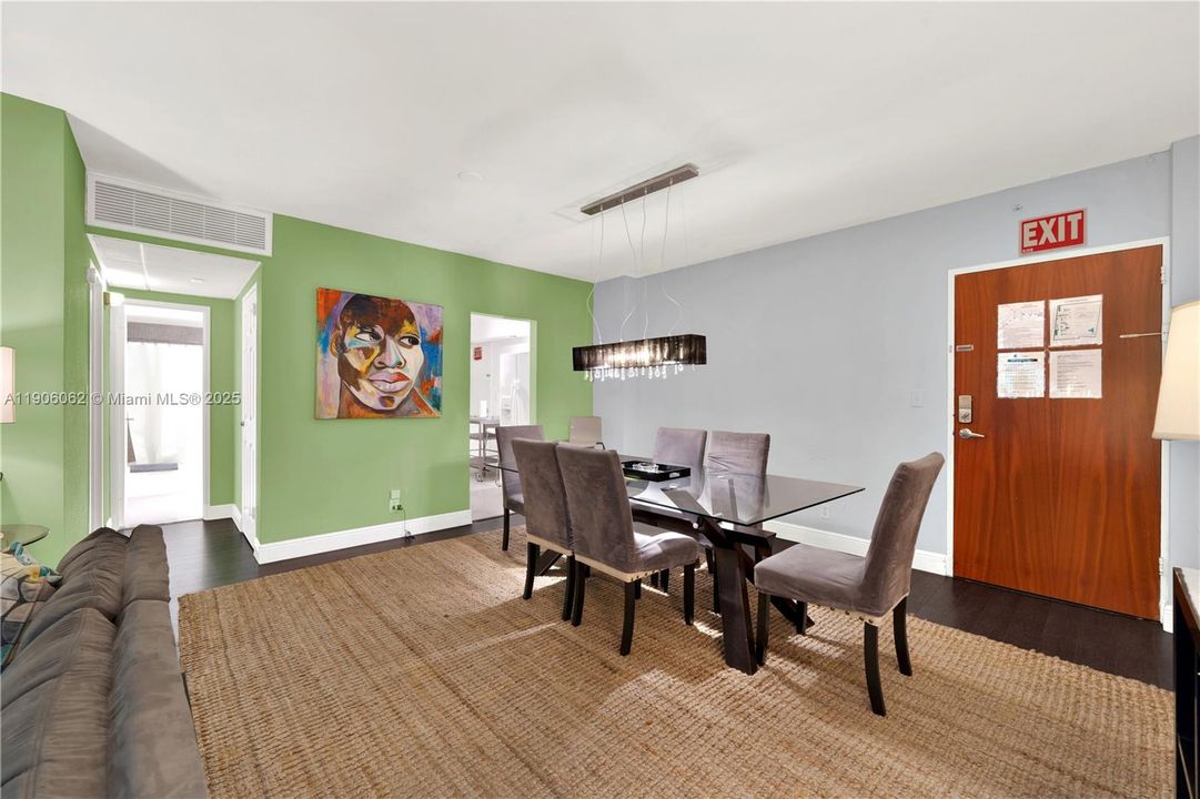 待售: $529,000 (2 贝兹, 2 浴室, 1176 平方英尺)