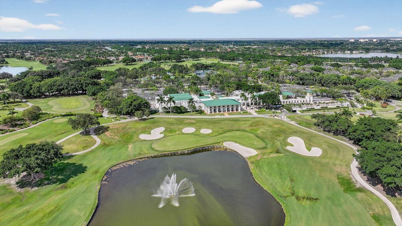 Country Club