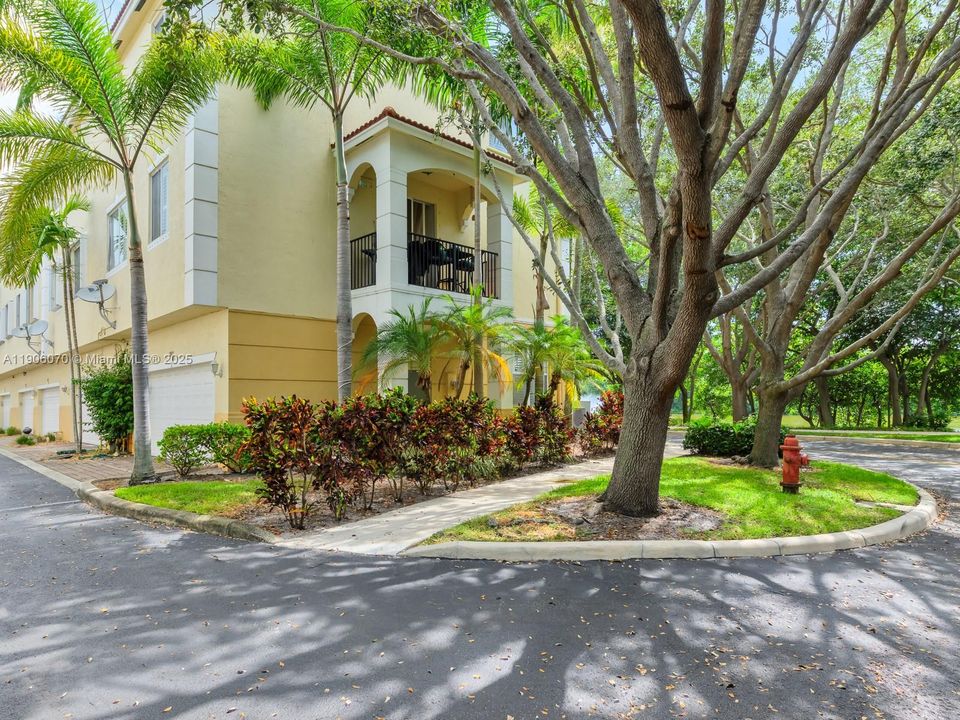 待售: $499,000 (3 贝兹, 2 浴室, 1739 平方英尺)