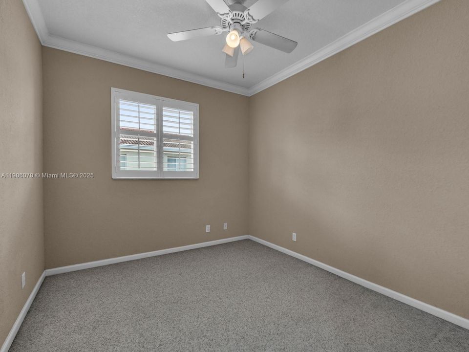 待售: $499,000 (3 贝兹, 2 浴室, 1739 平方英尺)