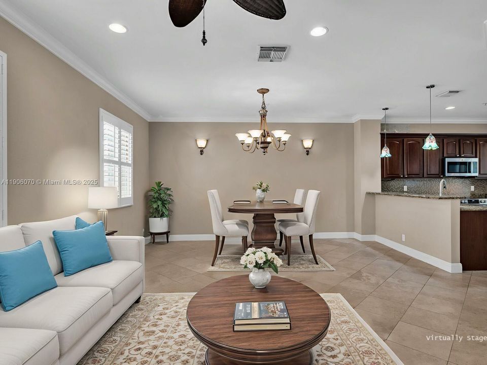 待售: $499,000 (3 贝兹, 2 浴室, 1739 平方英尺)