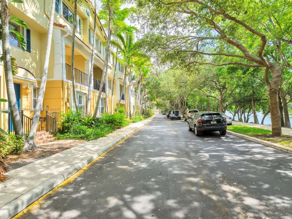 待售: $499,000 (3 贝兹, 2 浴室, 1739 平方英尺)