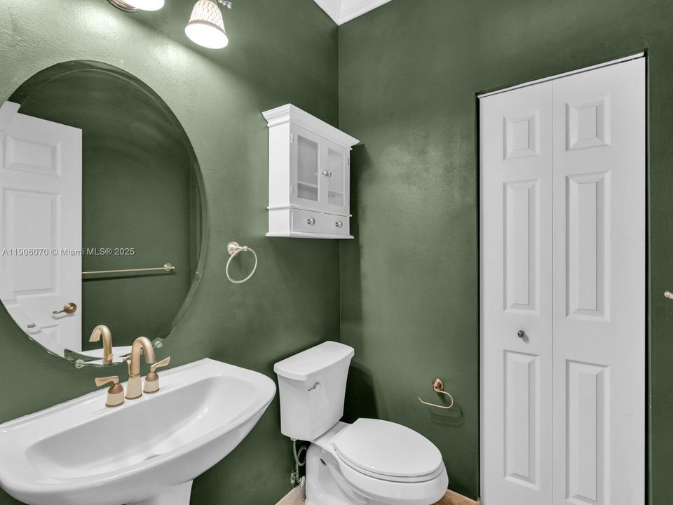 待售: $499,000 (3 贝兹, 2 浴室, 1739 平方英尺)