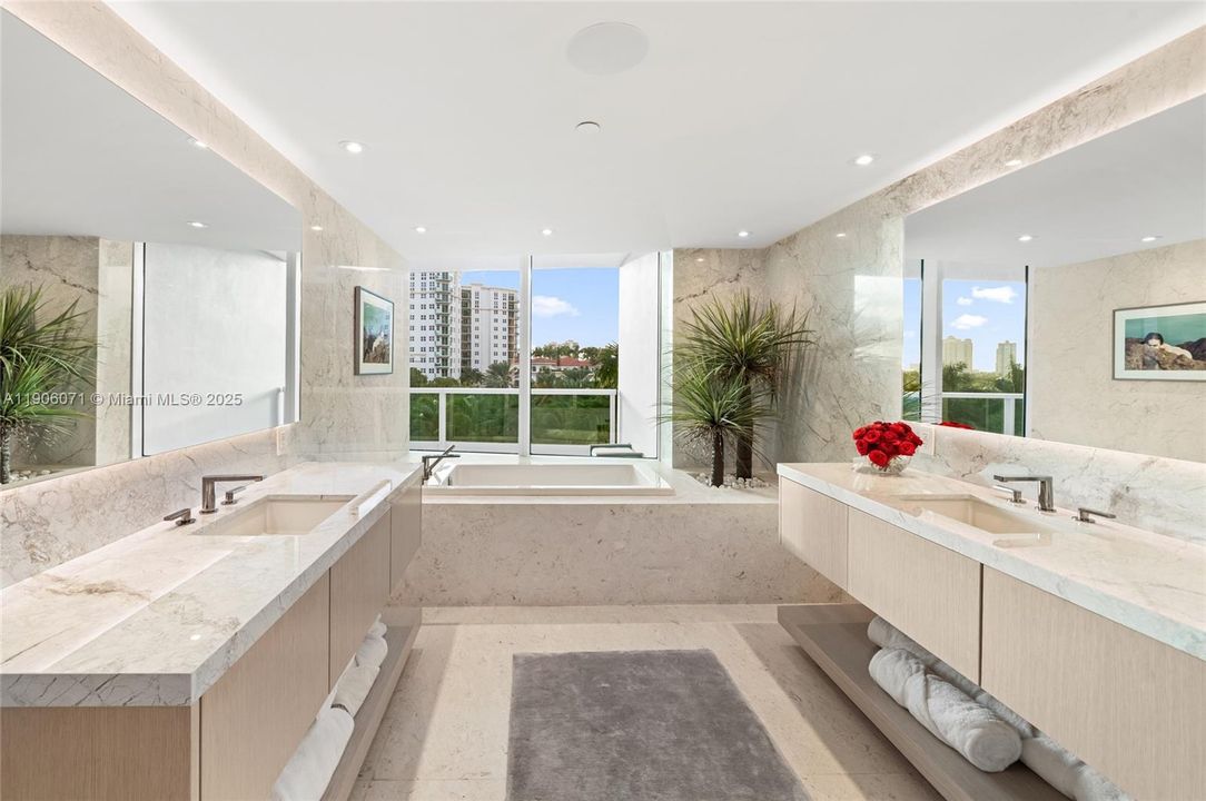 For Sale: $4,250,000 (3 beds, 3 baths, 3320 Square Feet)