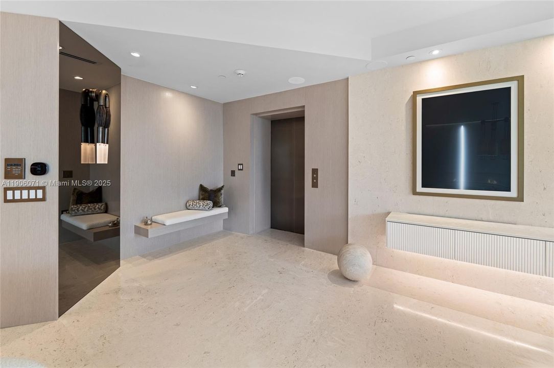 For Sale: $4,250,000 (3 beds, 3 baths, 3320 Square Feet)