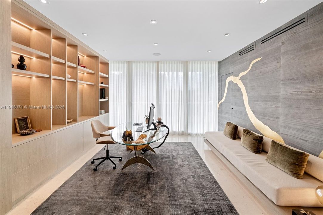 For Sale: $4,250,000 (3 beds, 3 baths, 3320 Square Feet)