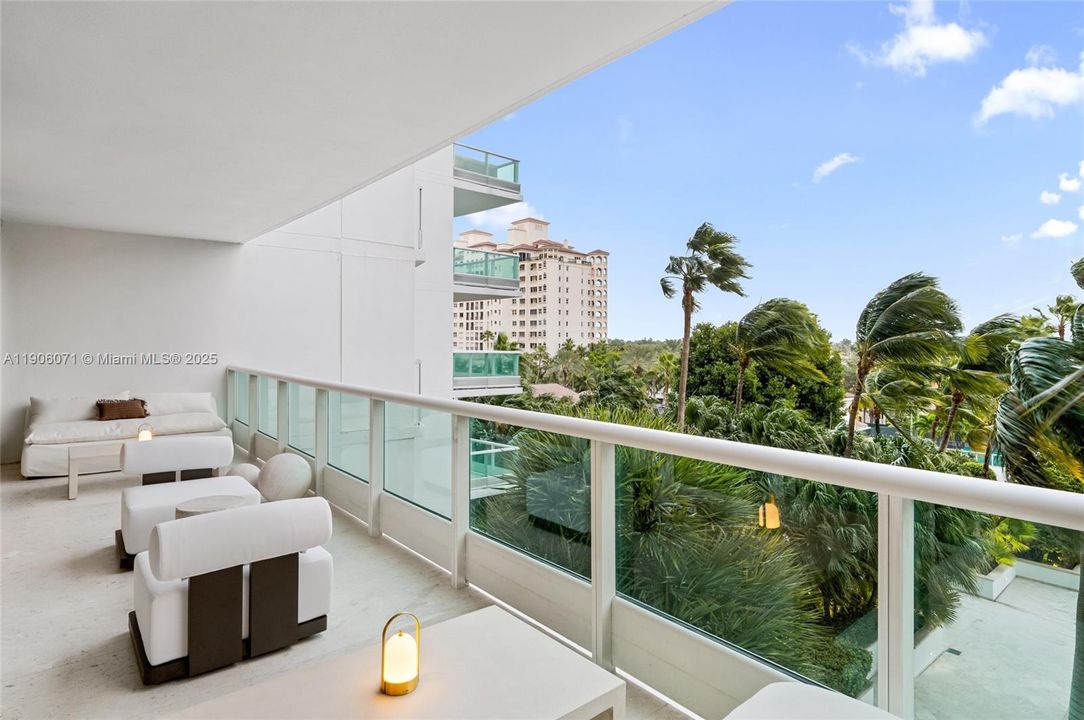 For Sale: $4,250,000 (3 beds, 3 baths, 3320 Square Feet)