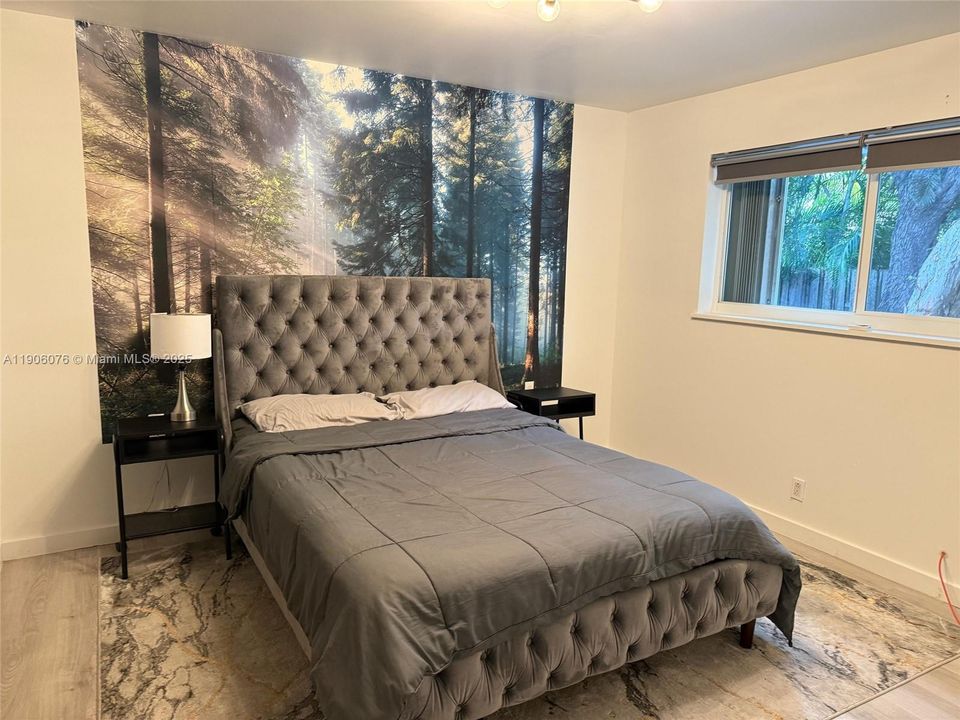 For Sale: $179,999 (1 beds, 1 baths, 567 Square Feet)