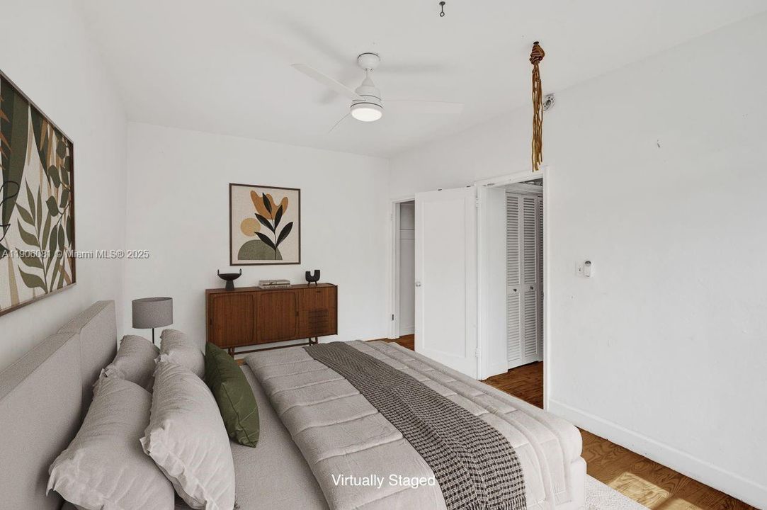 合同活跃: $222,900 (1 贝兹, 1 浴室, 590 平方英尺)