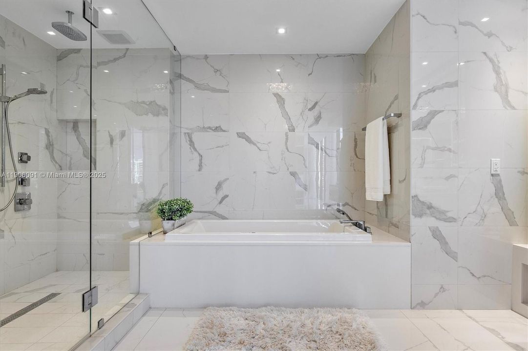 For Sale: $4,495,000 (4 beds, 5 baths, 3400 Square Feet)