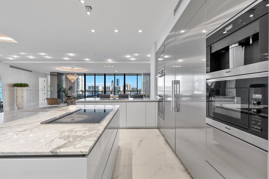 For Sale: $4,495,000 (4 beds, 5 baths, 3400 Square Feet)