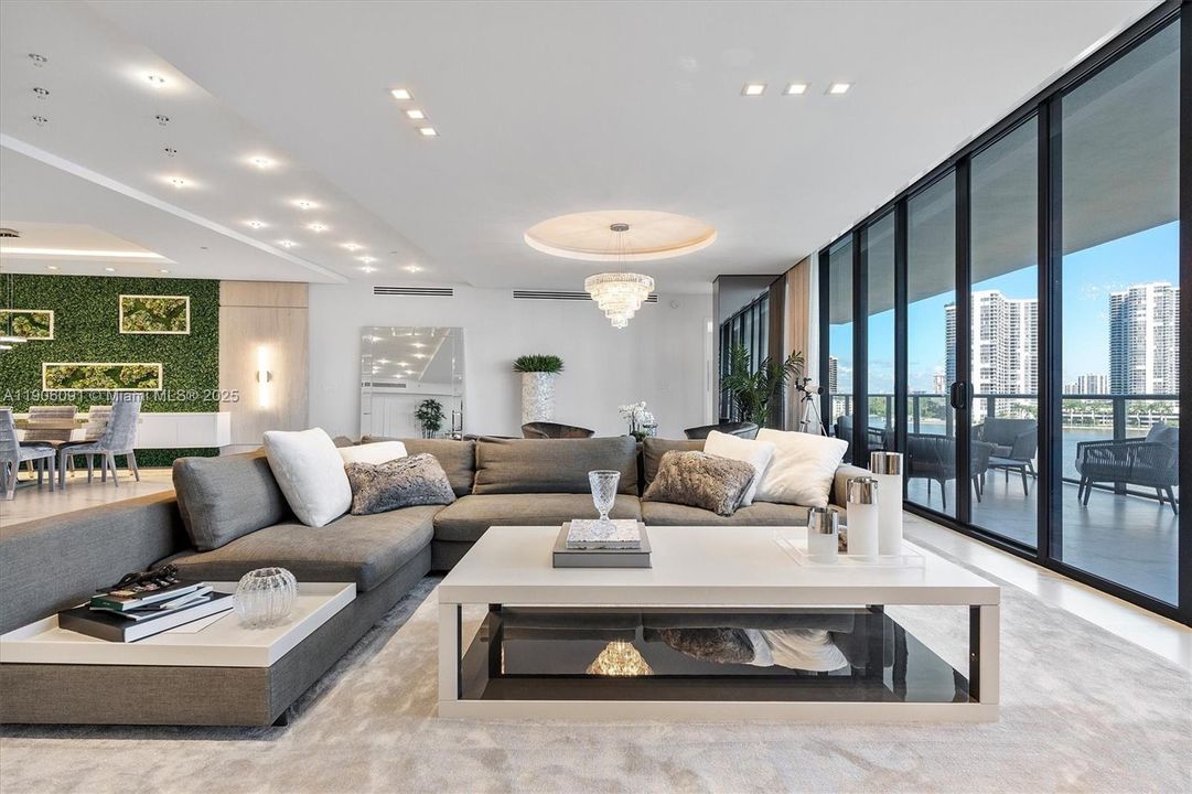 For Sale: $4,495,000 (4 beds, 5 baths, 3400 Square Feet)