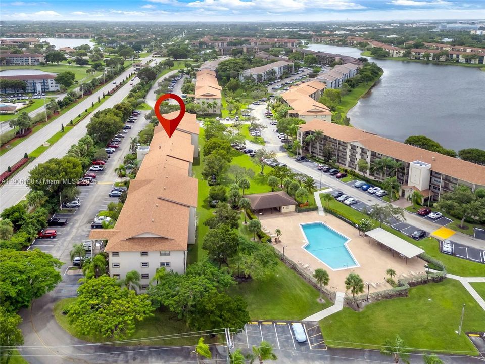 待售: $205,000 (2 贝兹, 2 浴室, 1207 平方英尺)